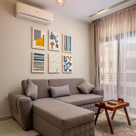 Travelholic Residence Golden Gates 카이로 외부 사진