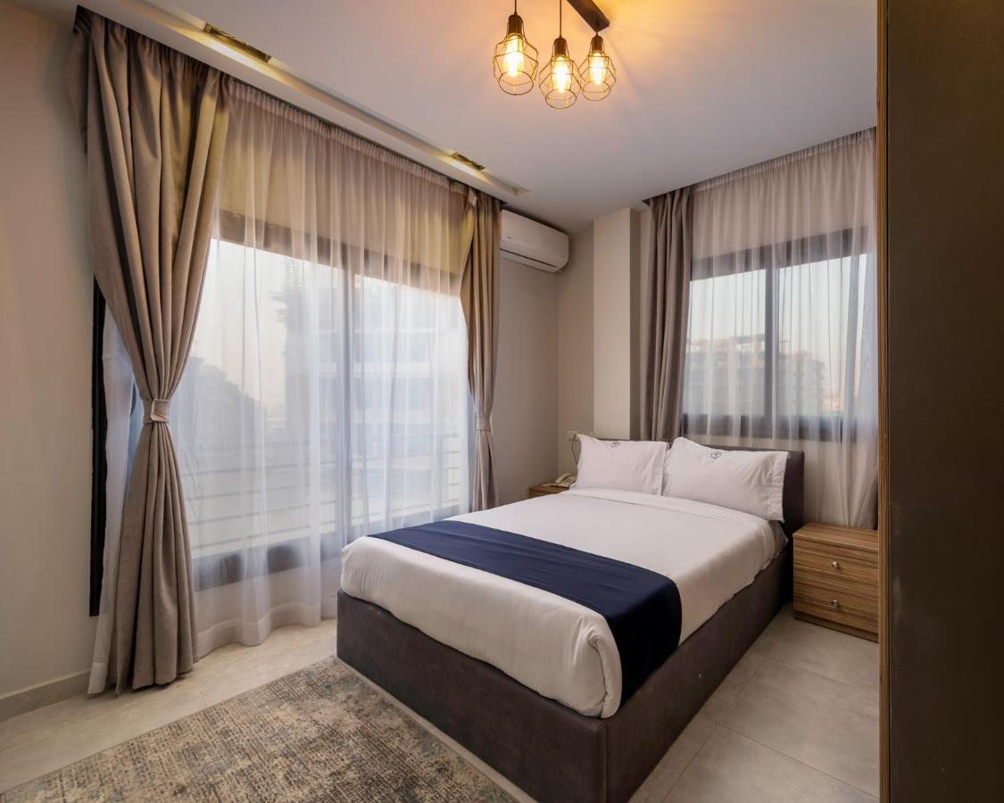 Travelholic Residence Golden Gates 카이로 외부 사진