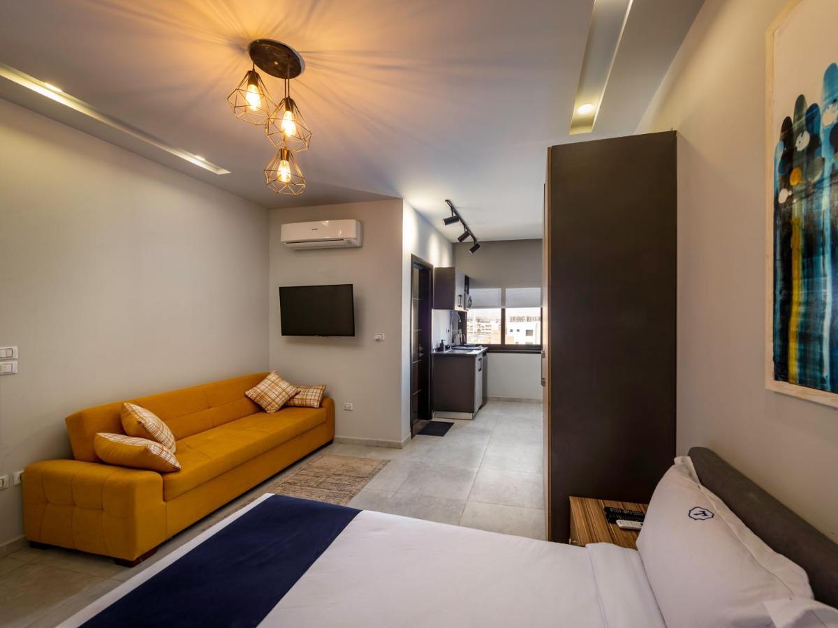 Travelholic Residence Golden Gates 카이로 외부 사진
