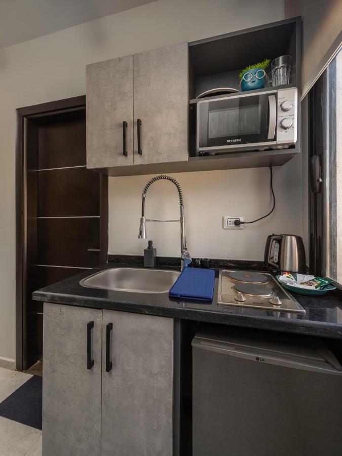Travelholic Residence Golden Gates 카이로 외부 사진