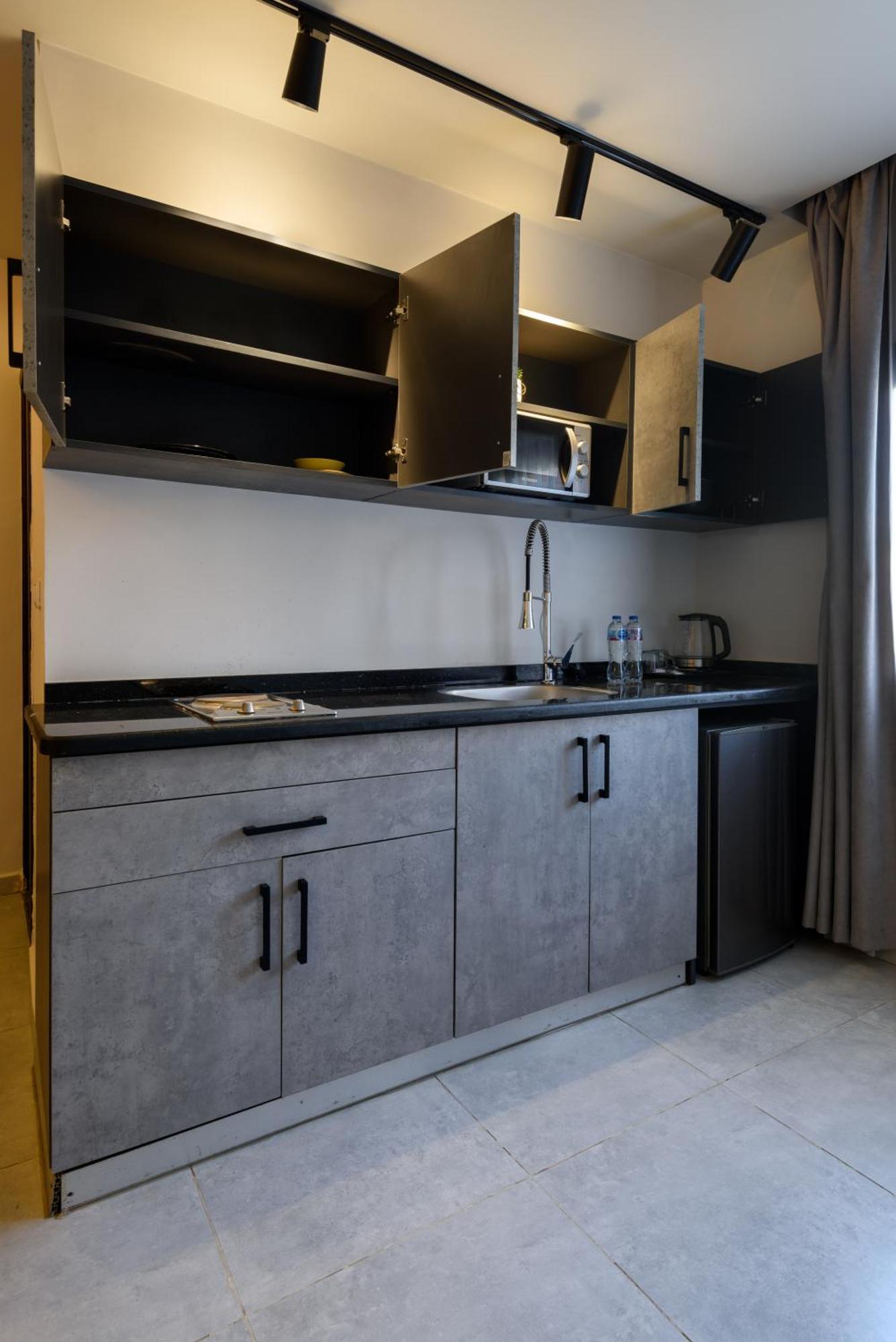 Travelholic Residence Golden Gates 카이로 외부 사진