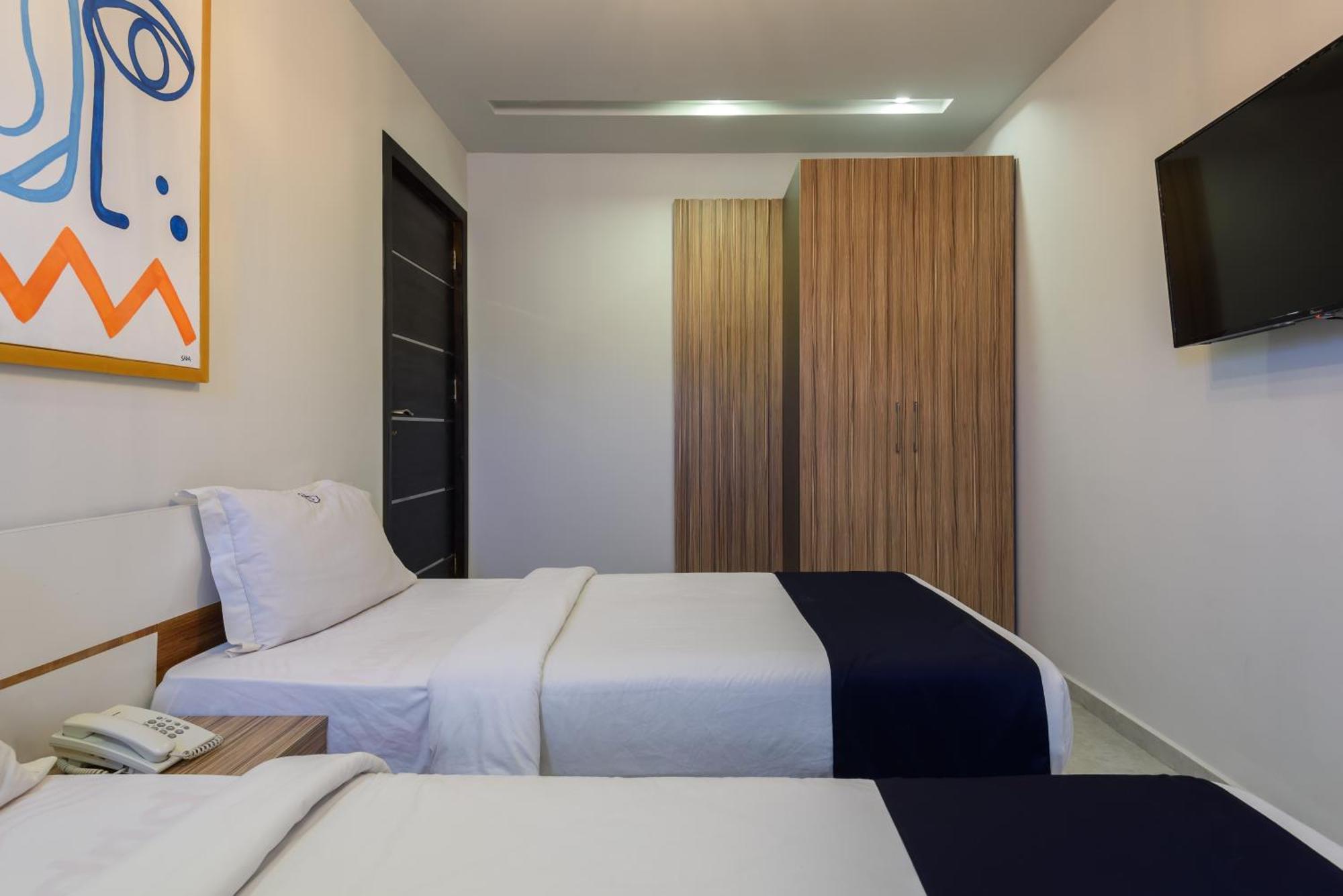 Travelholic Residence Golden Gates 카이로 외부 사진
