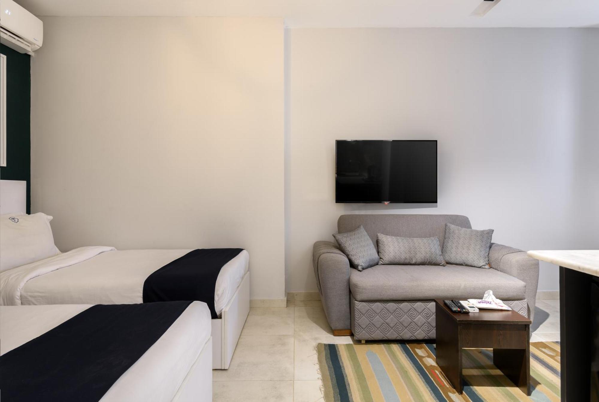 Travelholic Residence Golden Gates 카이로 외부 사진