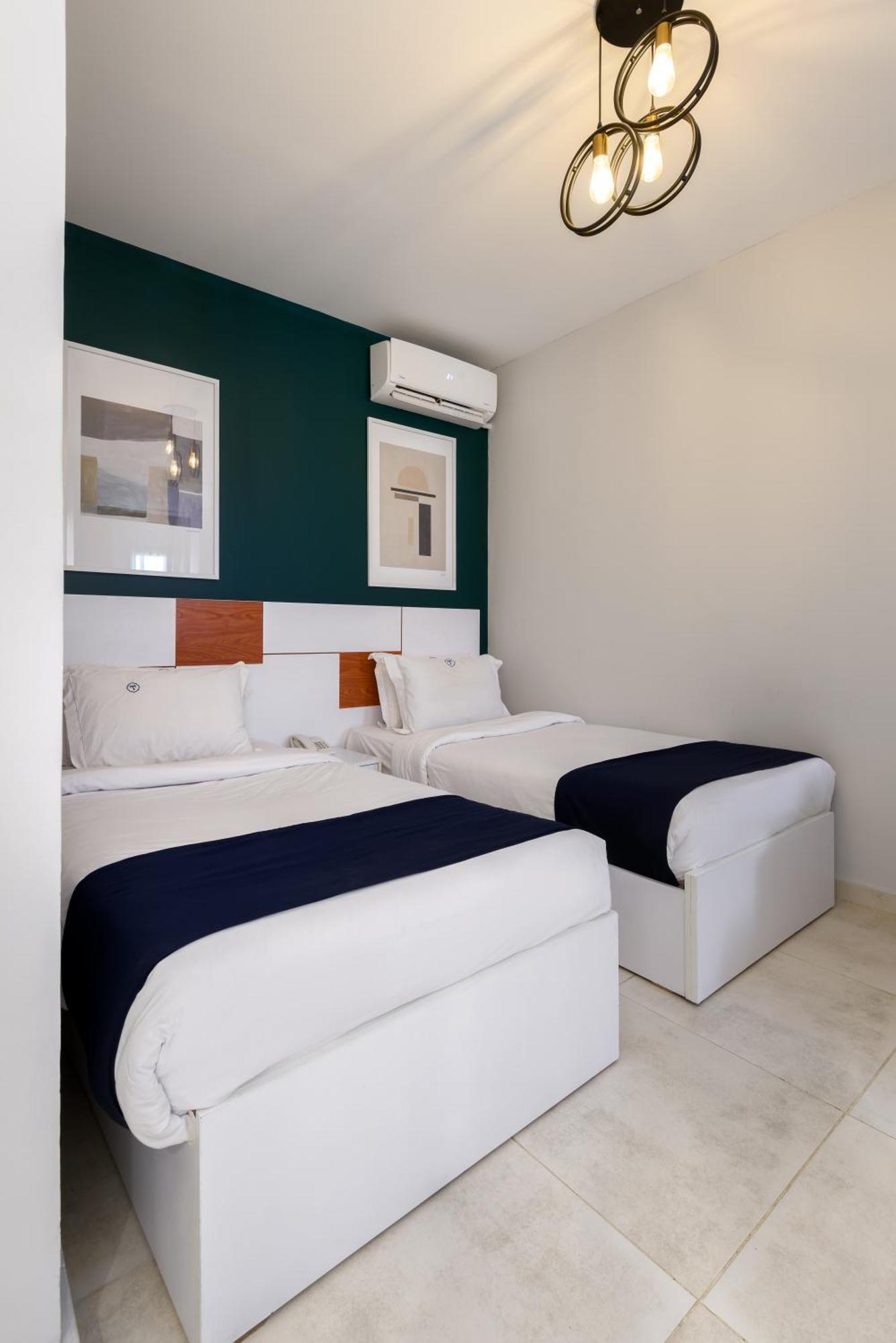 Travelholic Residence Golden Gates 카이로 외부 사진